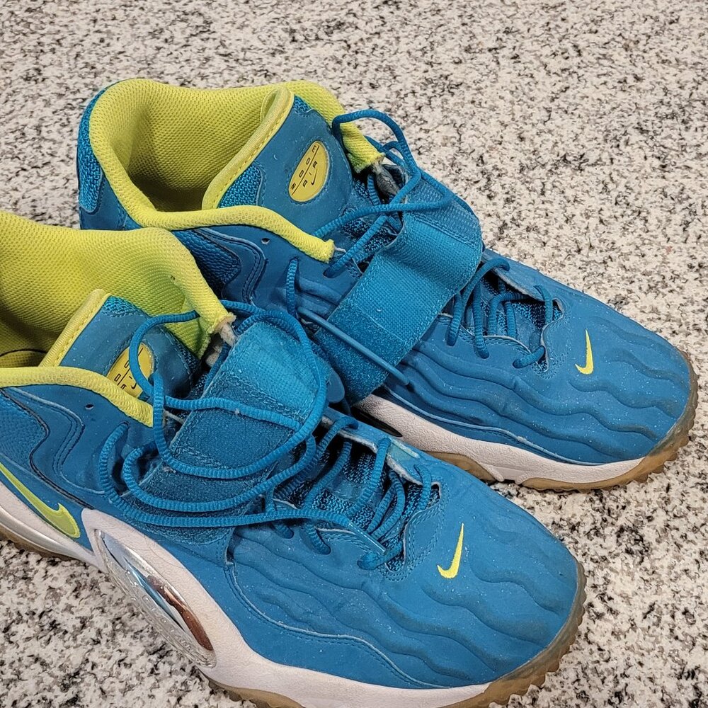 Nike Turf Turquoise and Lime sz 12